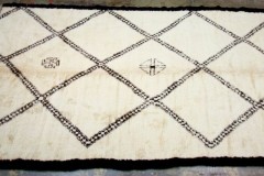 {BOB451} 13'7x 7'2" $2500