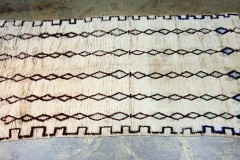 {AZ-1126} 8'9" x 4' $895