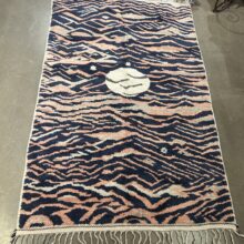 NEW TAZACHT, 8'7" x 5'4"